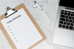 Lire la suite à propos de l’article Gérer un +1 non prévu au mariage : astuces et conseils pratiques
